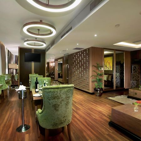 Aston Priority Simatupang Hotel And Conference Center Jakarta Kültér fotó