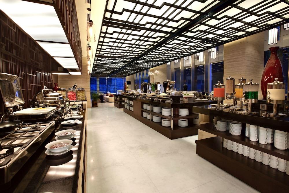 Aston Priority Simatupang Hotel And Conference Center Jakarta Kültér fotó