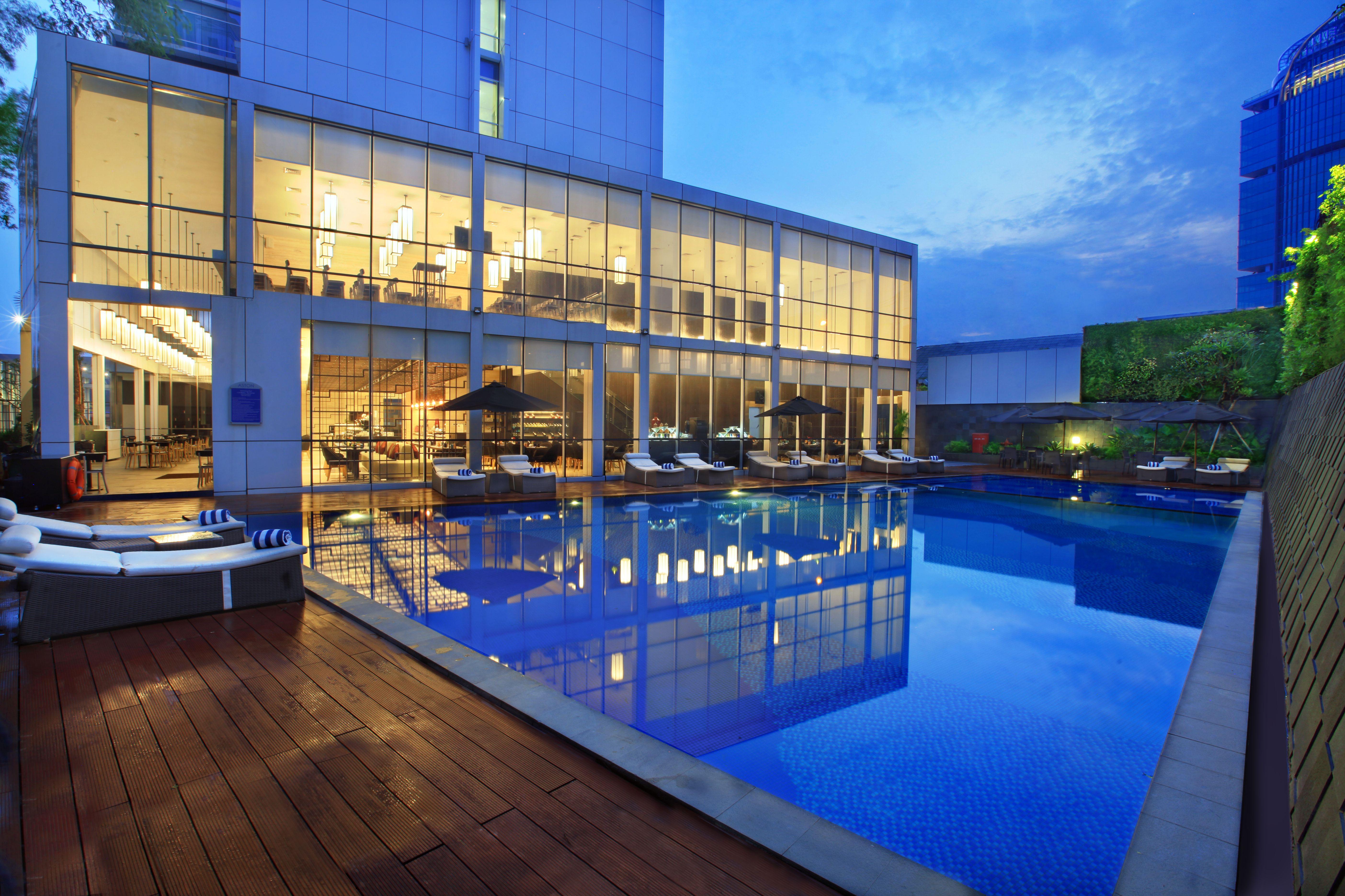 Aston Priority Simatupang Hotel And Conference Center Jakarta Kültér fotó