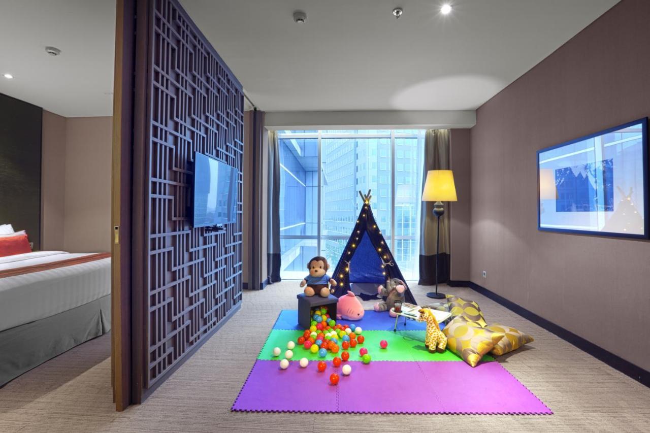 Aston Priority Simatupang Hotel And Conference Center Jakarta Kültér fotó