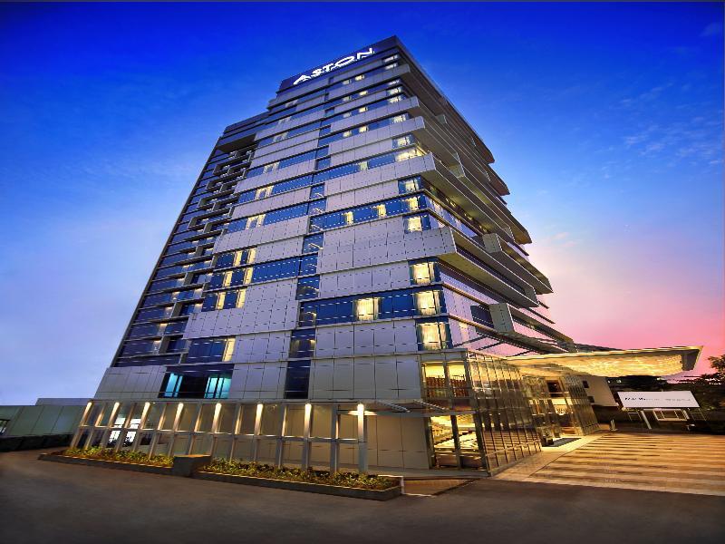 Aston Priority Simatupang Hotel And Conference Center Jakarta Kültér fotó