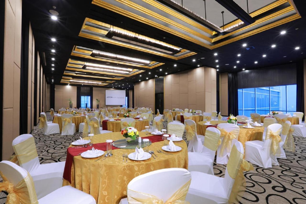 Aston Priority Simatupang Hotel And Conference Center Jakarta Kültér fotó